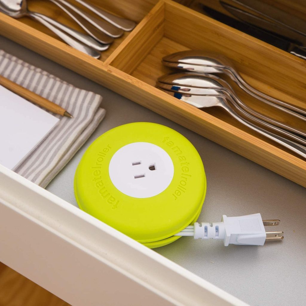 Concealable Extension Cord 1 Outlet, compact and modern design for all your charging needs