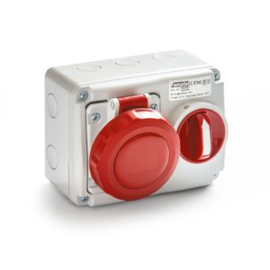IP54/IP67 SURFACE INTERLOCKING SOCKETS